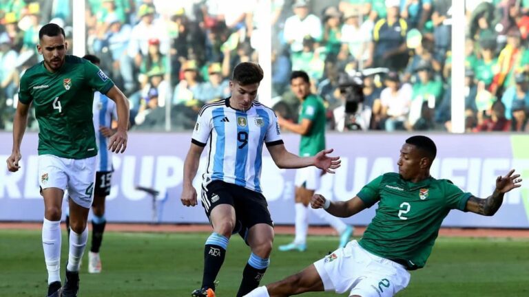 Argentina goleó 4-0 a Bolivia en Córdoba