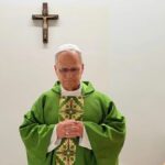 El papa León XIV recibió el alta